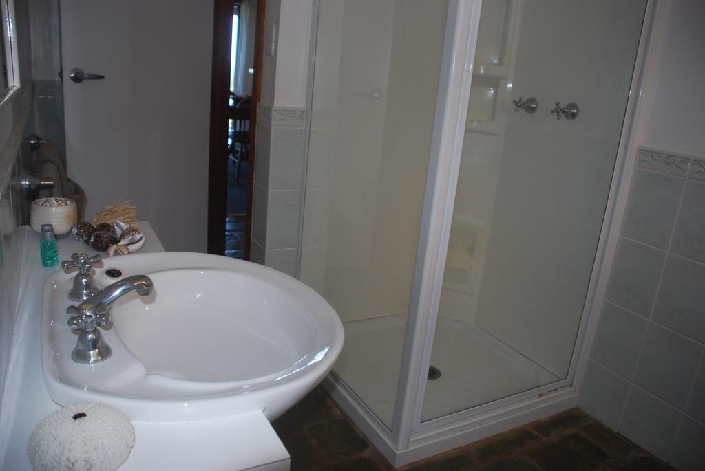 Coast Norfolk Island Appartement Burnt Pine Kamer foto