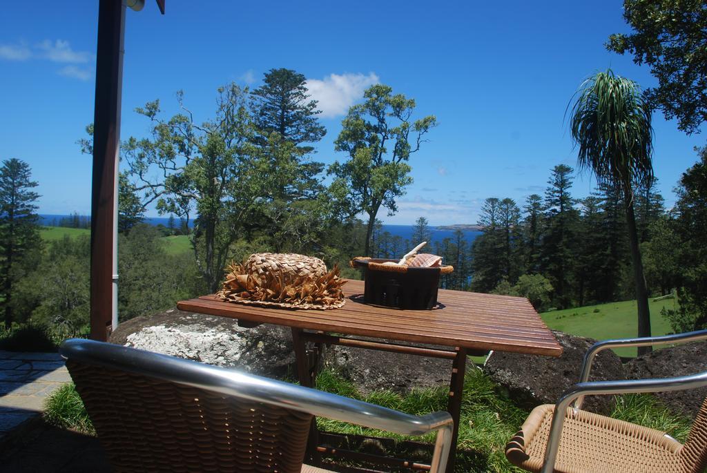 Coast Norfolk Island Appartement Burnt Pine Kamer foto