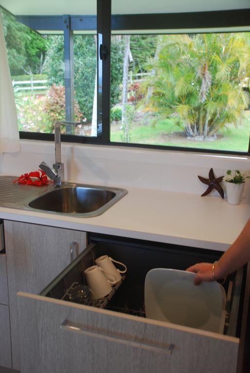 Coast Norfolk Island Appartement Burnt Pine Kamer foto